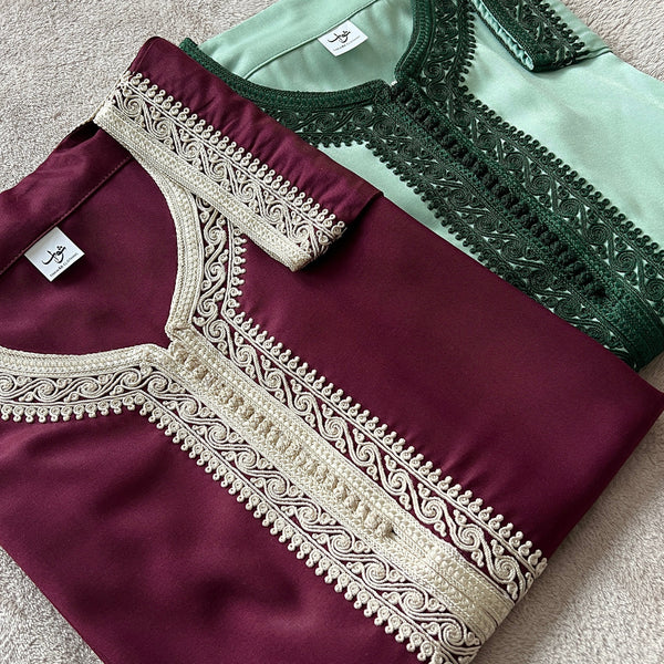 Men’s Moroccan kaftan with detailed embroidery and zip front, shown in two colour options suitable for Ramadan and Eid